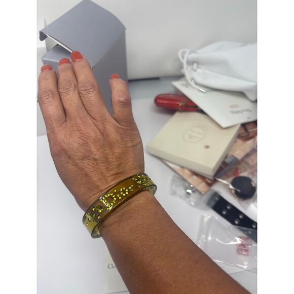 Christian Dior Boutique Paris resin cuff bracelet, likely from the early 2000s c - Picture 6 of 6